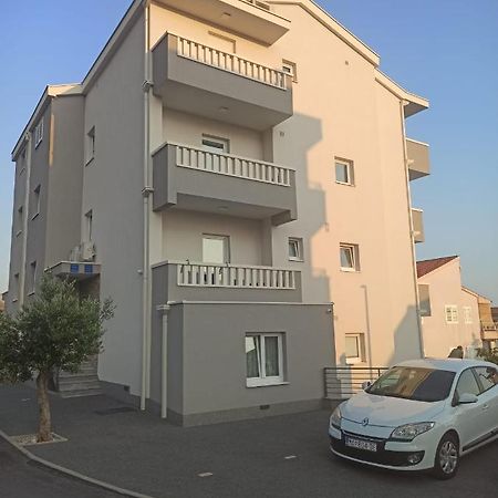 Apartments Villa Nova With Pool Makarska Luaran gambar