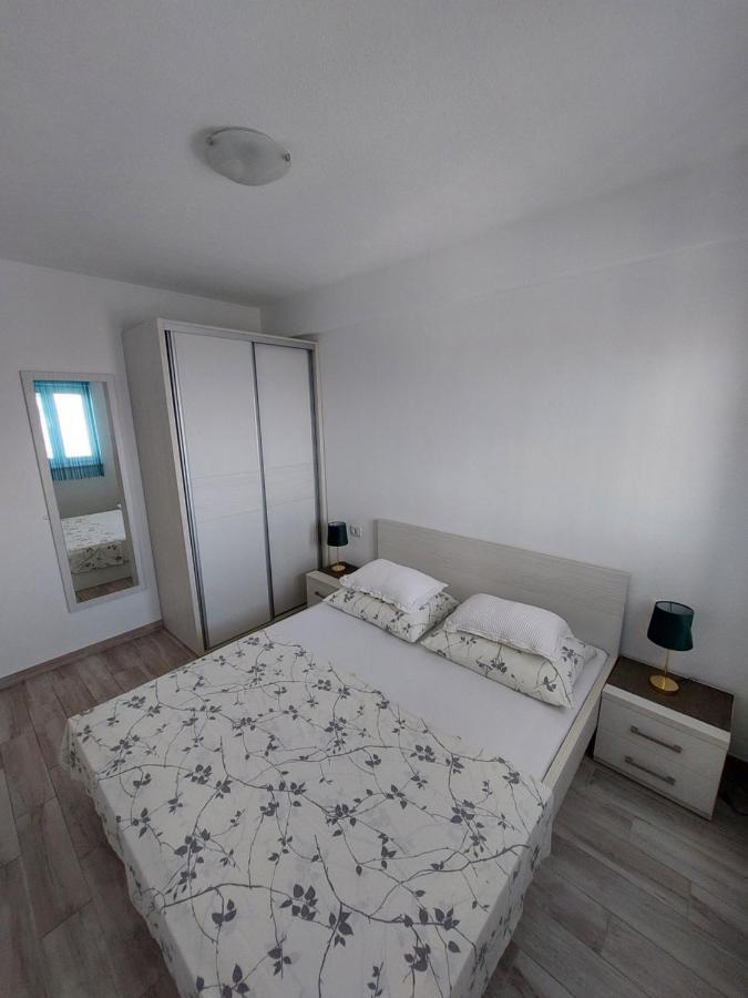 Apartments Villa Nova With Pool Makarska Luaran gambar