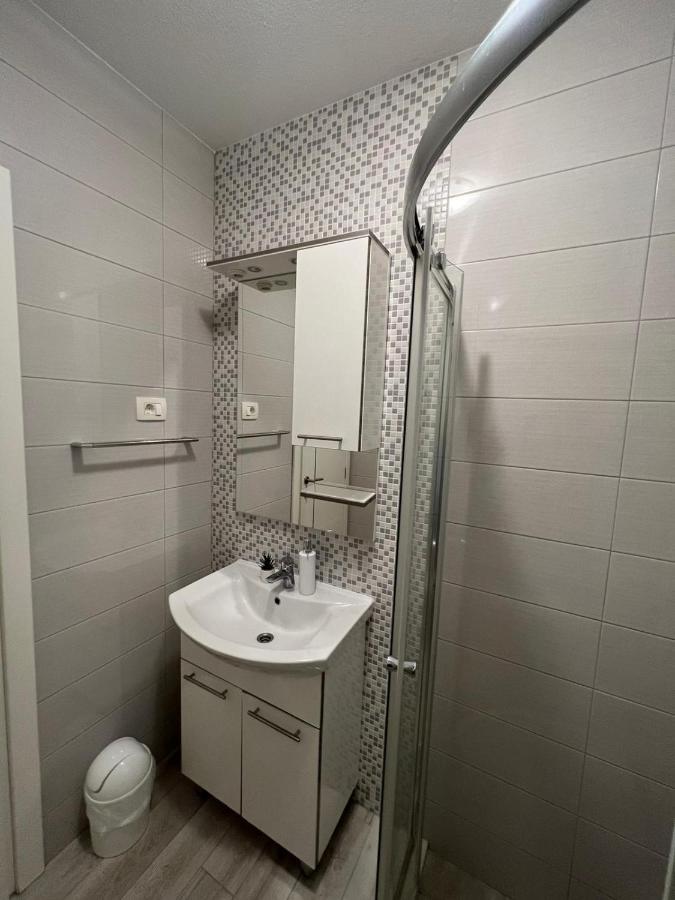Apartments Villa Nova With Pool Makarska Luaran gambar