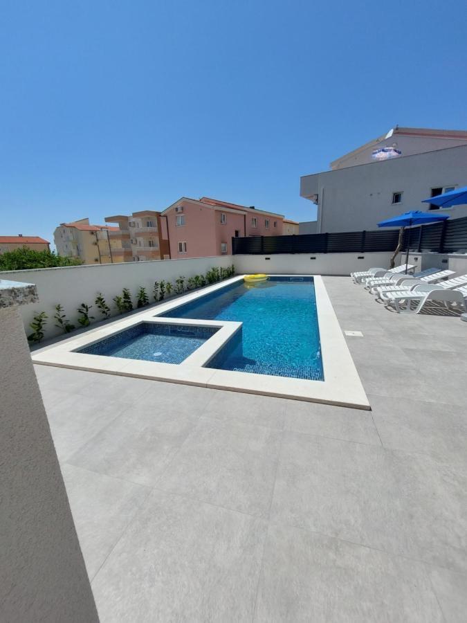Apartments Villa Nova With Pool Makarska Luaran gambar
