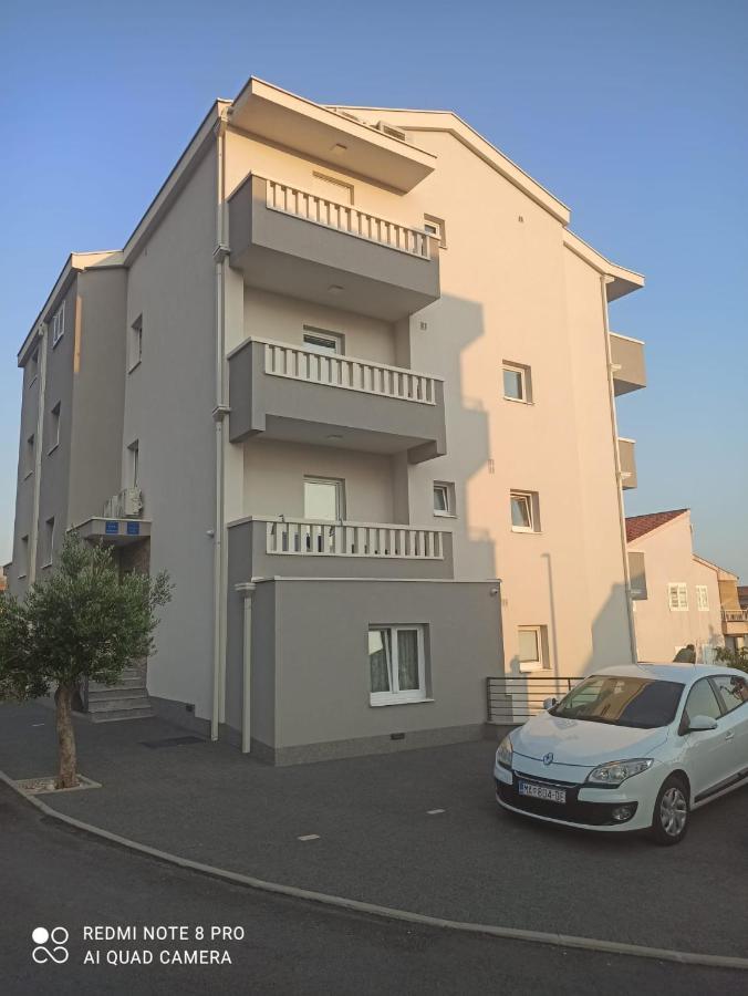 Apartments Villa Nova With Pool Makarska Luaran gambar